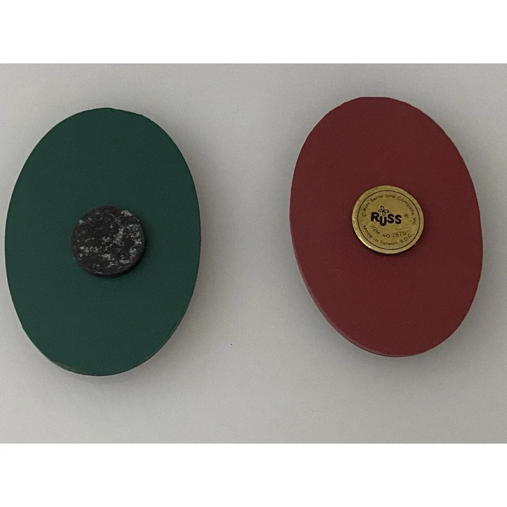 Russ Folk Art Style‎ Wooden Wood Christmas Vintage Refrigerator Magnets Lot Of 2